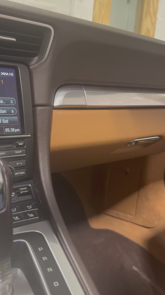 RennMount MagSafe Phone Charger for Porsche 911, Cayman & Boxster (LHD)